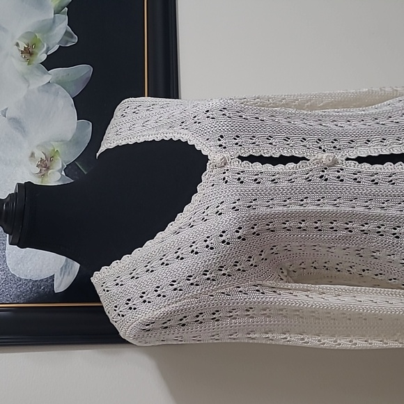 🆕️ Valenti Crochet Long Cardigan - Picture 10 of 11